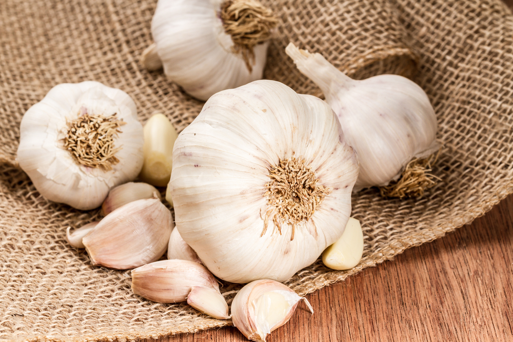 13 Surprising Benefits of Garlic