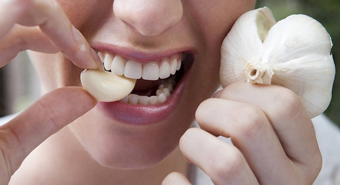 ate garlic the health benefits of placing a clove of garlic your tongue every morning on an ate garlic the health benefits of placing a clove of garlic your tongue every morning on an