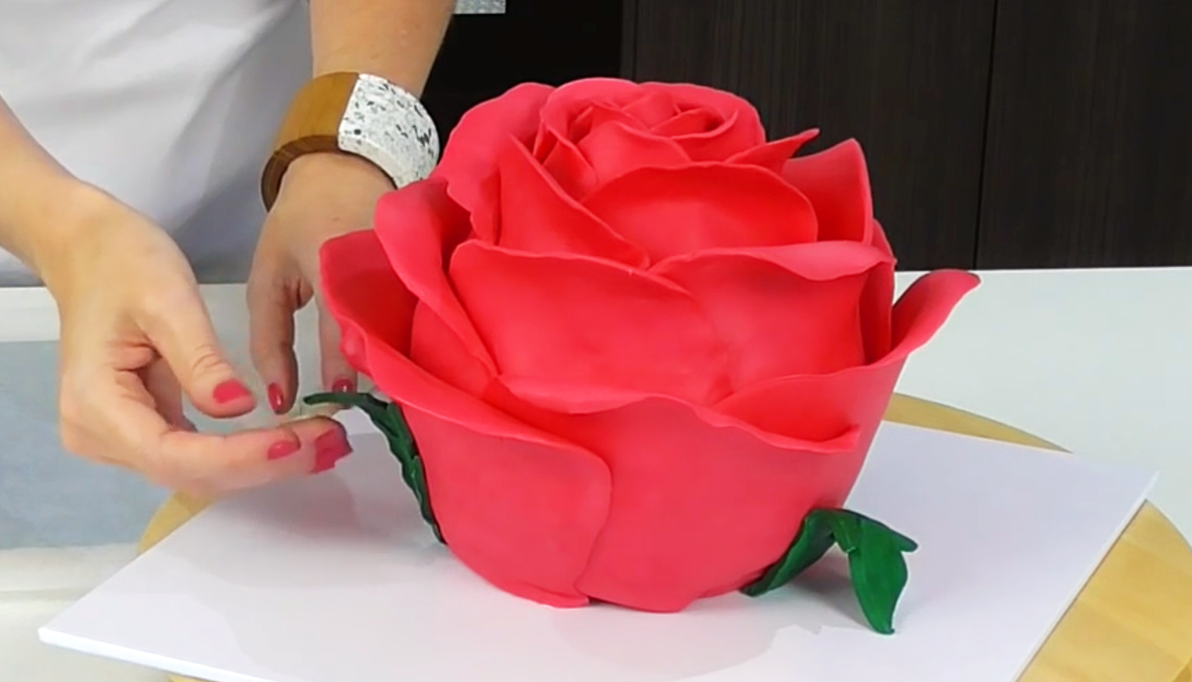 rose cake, fondant rose cake, cake style, vanessa, eventsojudith