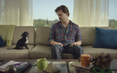 This Man Just Adopted A Puppy And Tries To Explain The Rules. The Puppy’s Reaction Is Hilarious