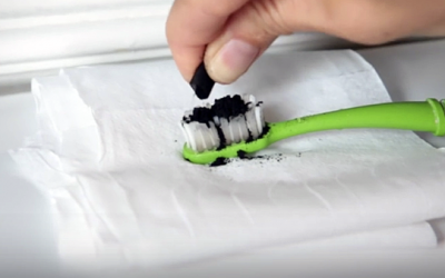 This Is A Very Strange Way To Whiten Your Teeth. I’m So Happy I Learned THIS