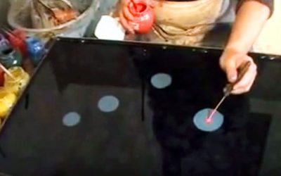 He Begins By Placing 4 Spots Of Paint Into Water. But When He’s Done It’s STUNNING!