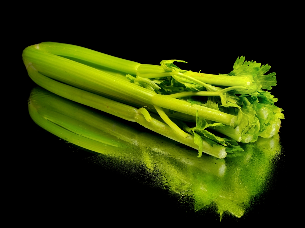 If You Eat Celery Once Per Day For 7 Days THIS Happens To Your Body
