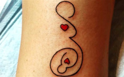 If You Notice A Woman With This Tattoo THIS Is What It Means..