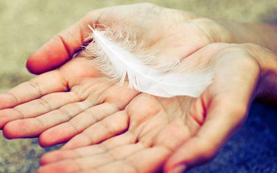 5 Signs Your Spirit Guide Is Trying To Make Contact With You From The Afterlife.