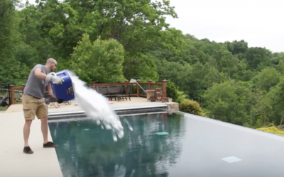 Video: Apparently If You Throw a Big Bucket Of Dry Ice In The Pool THIS Happens!