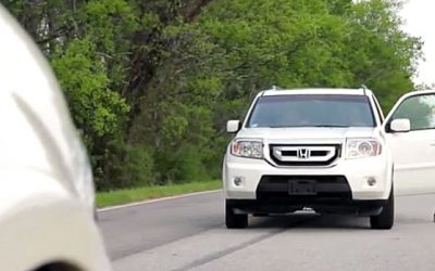 Video: She Steps Out Of The Car For Only a Few Seconds. Then It Tore My Heart To Pieces!