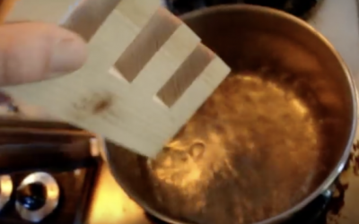 He Puts a Block of Wood In Boiling H2O. 2 Days Later An Awesome Unexpected Surprise!