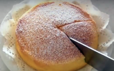 Using Only 3 Ingredients She Chefs Up The Perfect Cheesecake. The Final Result Is INCREDIBLE
