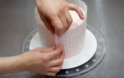 This Woman Wraps Bubble Wrap Around This Cake. But When She’s Done STUNNING