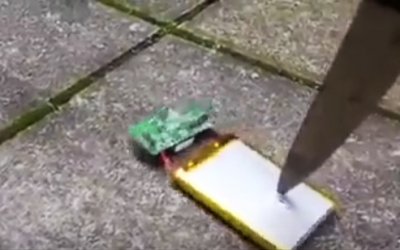 VIDEO: Apparently If You Poke Your Phone’s Battery With A Knife THIS Happens!