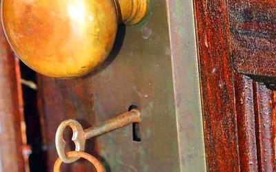 This Home Was Abandoned 70 Years Ago In Paris And Remained Untouched. What They Find Inside WOW!