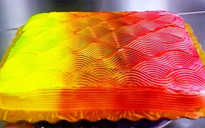 At First It Seemed Like A Normal Cake But When It Begins to Spin At :06 My Jaw Dropped!