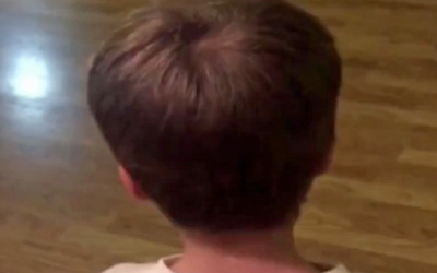 Little Boy Gets His Hands On Daddy’s Clippers. But When He Turns Around A Hysterical Surprise!