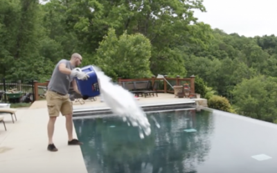 Video – Apparently If You Throw a Giant Bucket Of Dry Ice In The Pool THIS Happens!