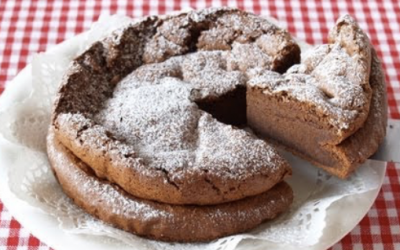 She Only Uses 2 Ingredients To Make This Chocolate Cake. But When She’s Done YUM!