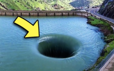 A Big Hole Showed Up In This Water.