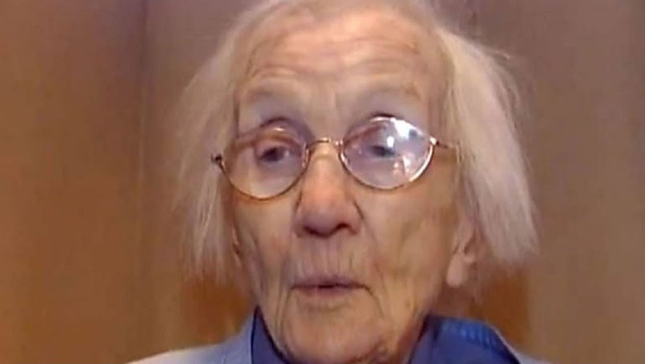 96 Year Old Sells House / 96-Year-Old Woman Sells Her House After 70 Years - What ... - From the outside, the house didn't look like anything out of the ordinary, and even her neighbors had no idea about the surprise she'd.